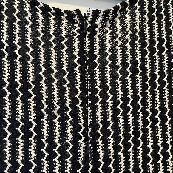 NWOT Mango Knit Jumpsuit in Abstract Zig Zag Pattern with Tie Waist - Picture 6 of 7